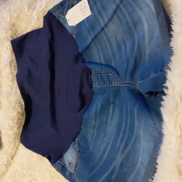 Time and Tru maternity denim shorts size 8-10 - Picture 2 of 6